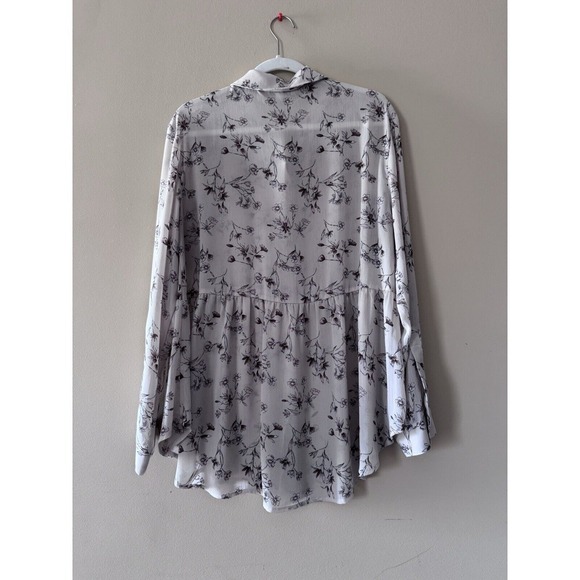 See and Be Seen Ivory Floral Long Sleeve Button Down, High/Low Size Large EUC - Picture 2 of 12